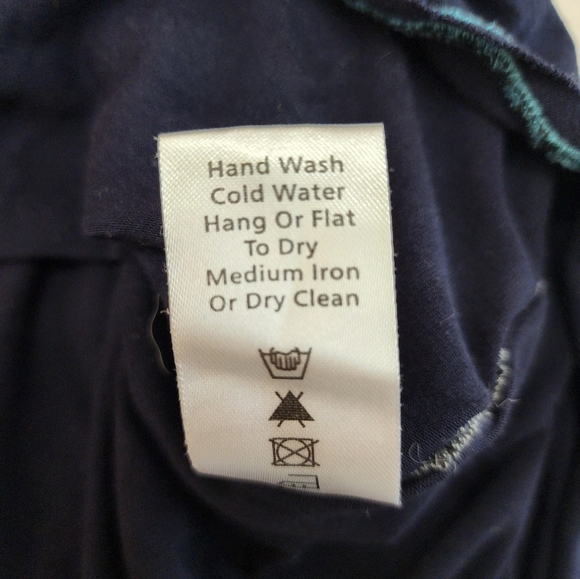 Caite Size S Embroidered Navy Top Floral Athleta Tunic Batwing Sleeves - Picture 9 of 9